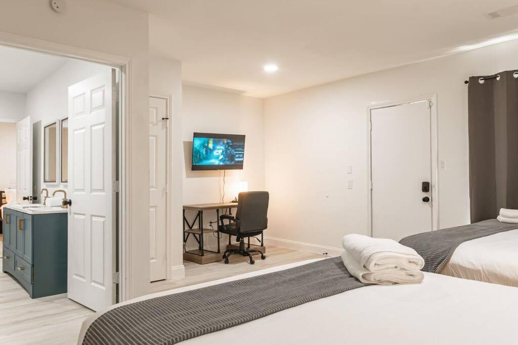 Roomy Home 5 Mins From Attractions Galveston Exteriér fotografie