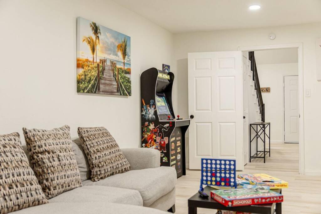 Roomy Home 5 Mins From Attractions Galveston Exteriér fotografie