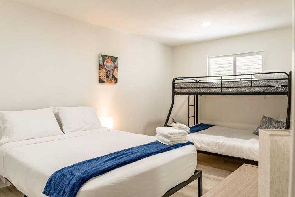 Roomy Home 5 Mins From Attractions Galveston Exteriér fotografie